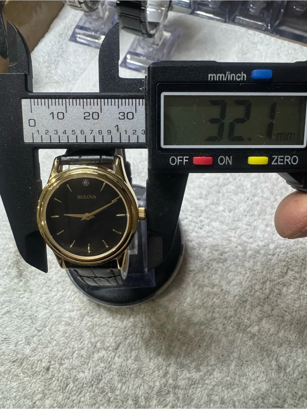 #181 Bulova diamond quartz